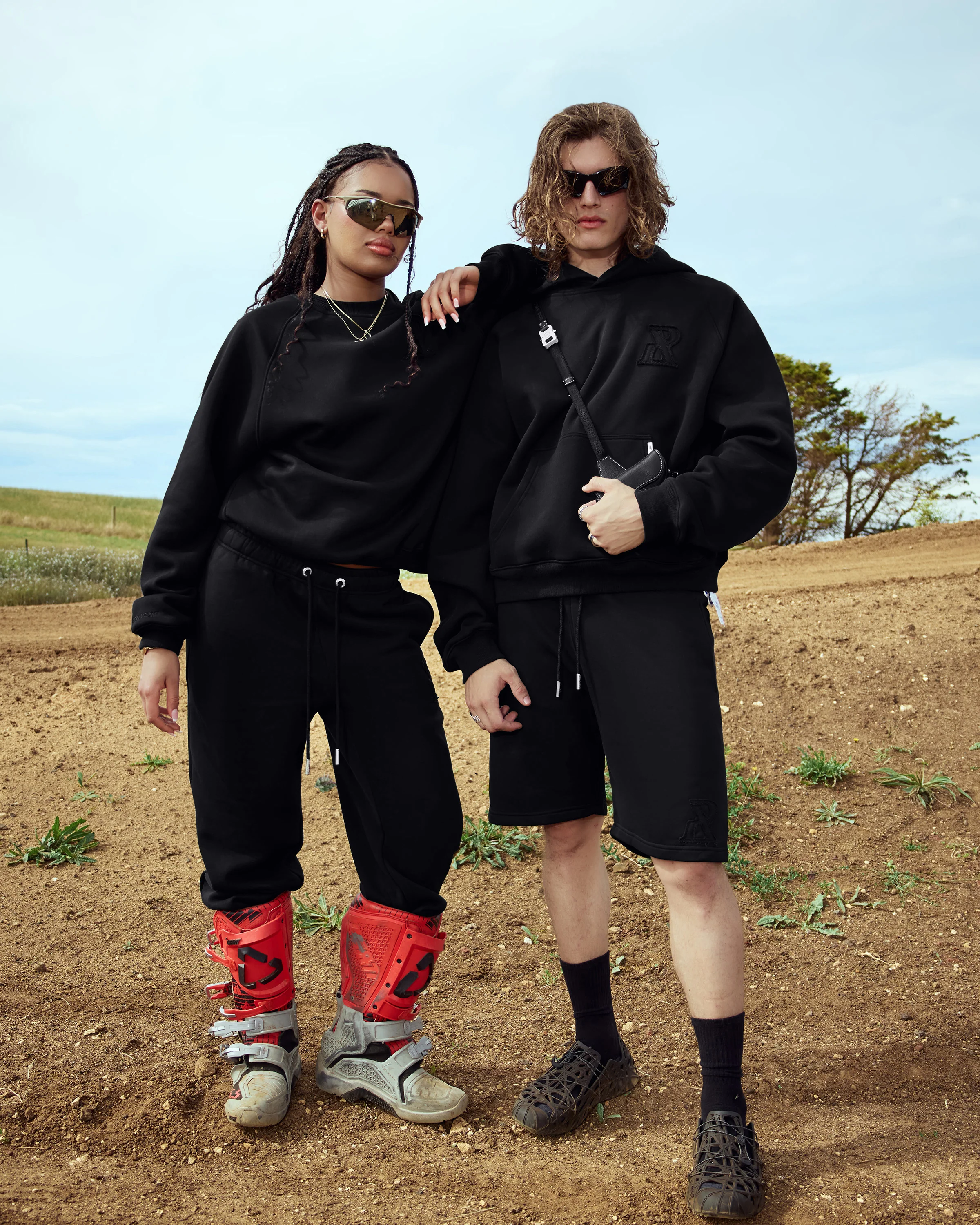LEGACY HOODIE BLACK - Image 7